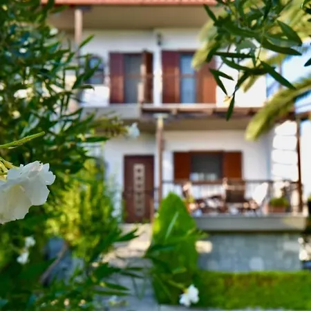 Villa K-home Villa, Your Enchanting Getaway Pefkochori
