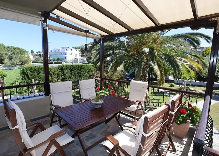 K-home Villa, Your Enchanting Getaway Villa *