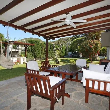 Villa K-home Villa, Your Enchanting Getaway *