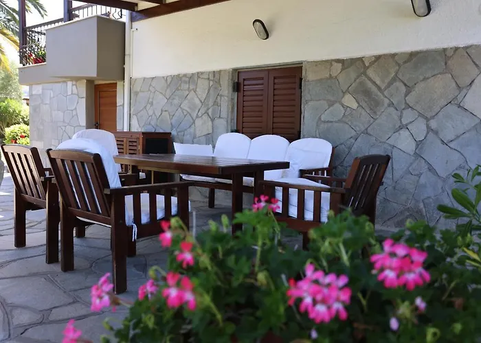 K-home Villa, Your Enchanting Getaway *