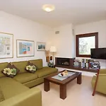 K-home Villa, Your Enchanting Getaway Vilă